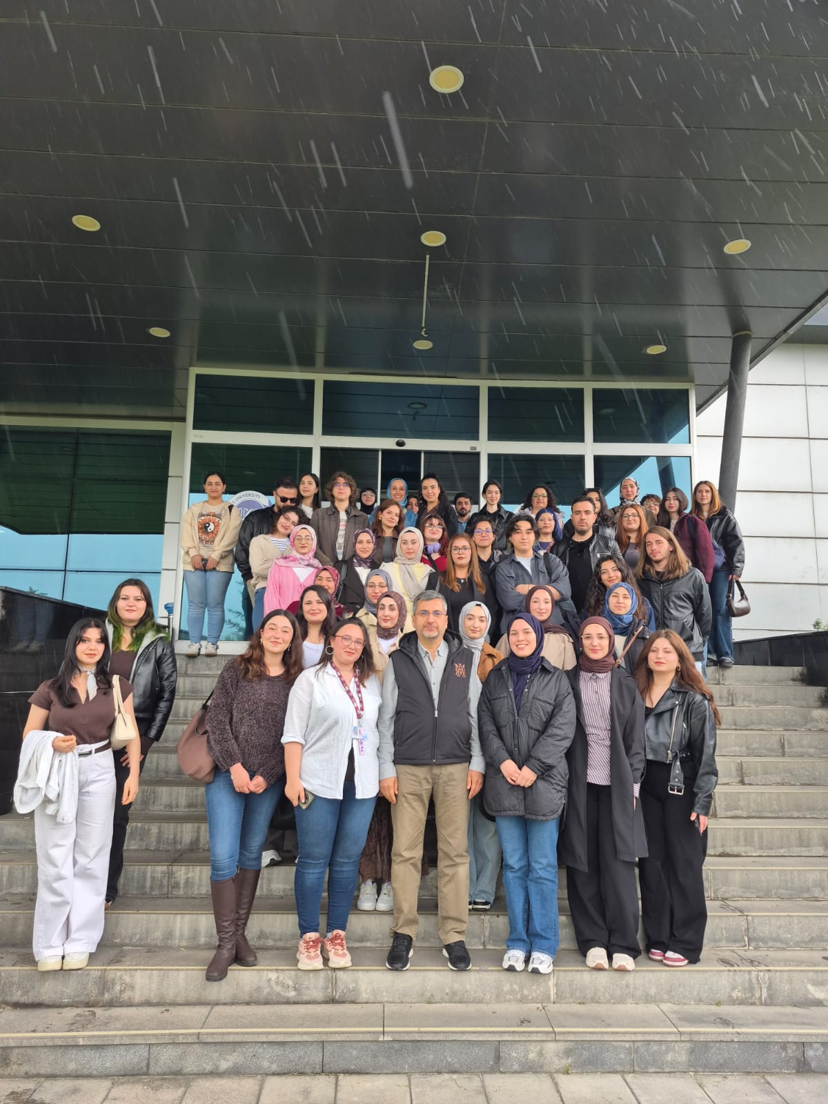 Erciyes Üniversitesi Betül Ziya Eren Genom ve Kök Hücre merkezine teknik gezi düzenlendi